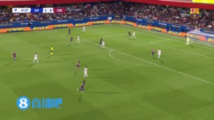 打花了！拉菲尼亚断球横敲亚马尔推空门得手，巴萨4-0领先科莫