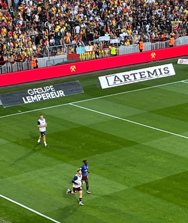 图片报：维尔纳时隔600天重回莱比锡替补席，友谊赛后加练冲刺跑