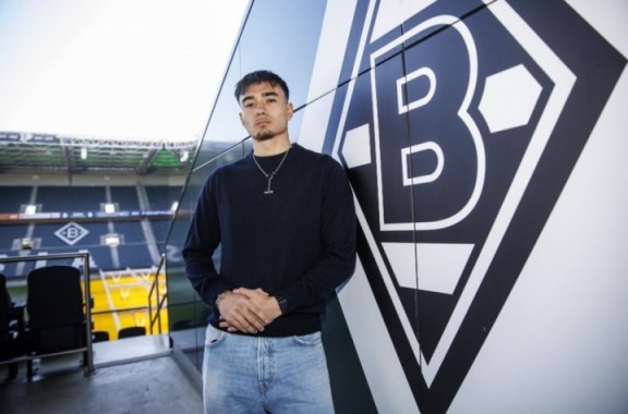 韩足协人士：卡斯特罗普能否入选下期名单不确定，选人是教练权限