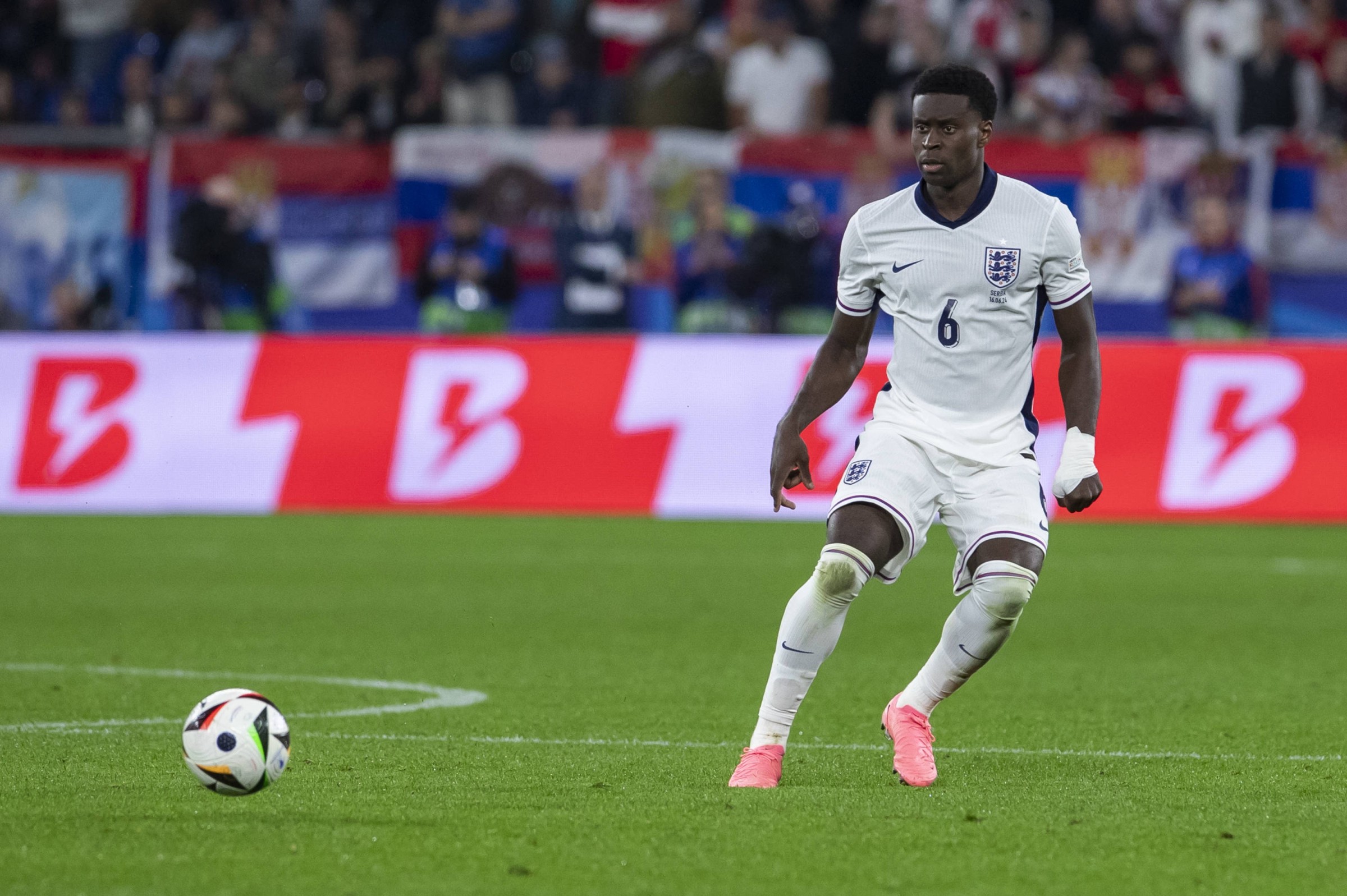 泰晤士：利物浦商议3000万+500万镑签格伊，红军同时在追莱奥尼