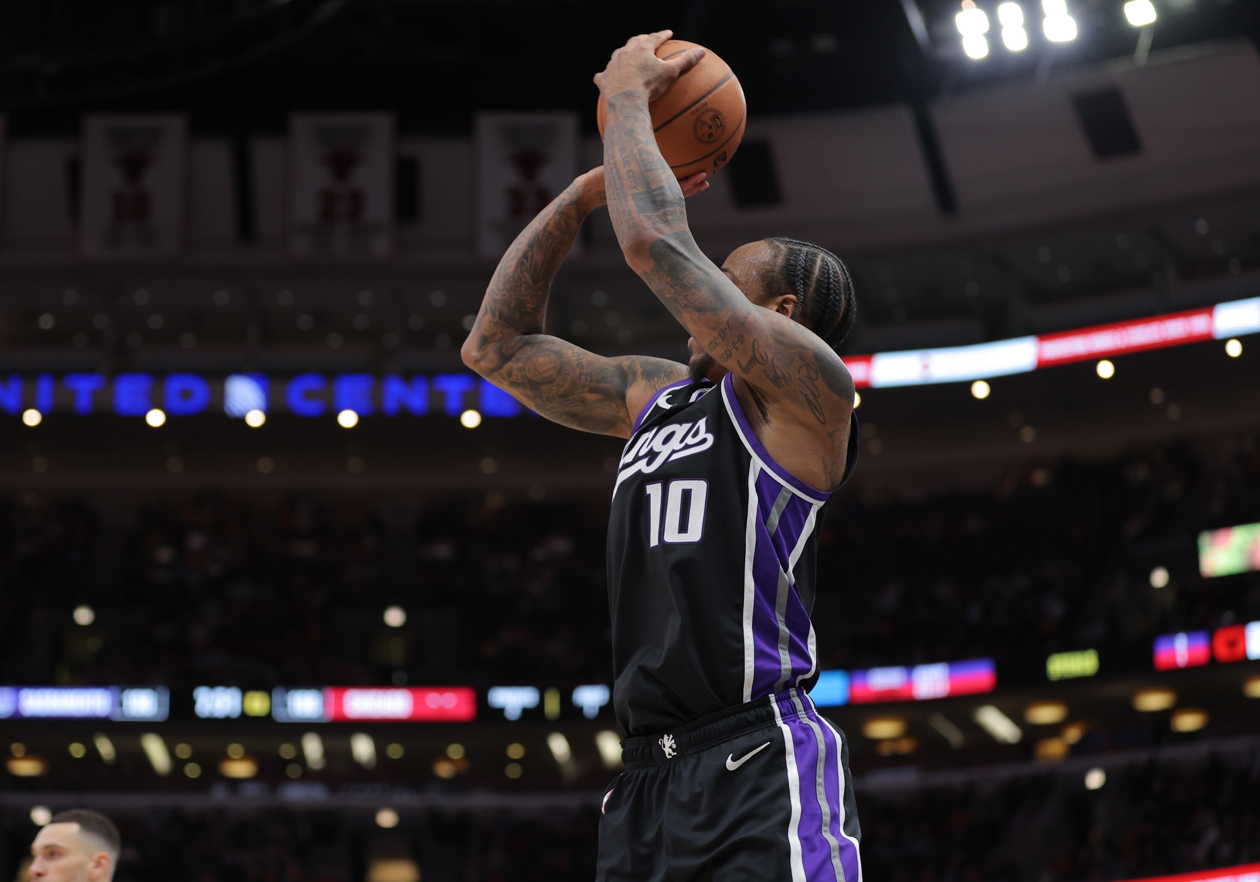 能力值合理吗？上赛季中投前十：德罗赞断层领跑 SGA第二布克第三