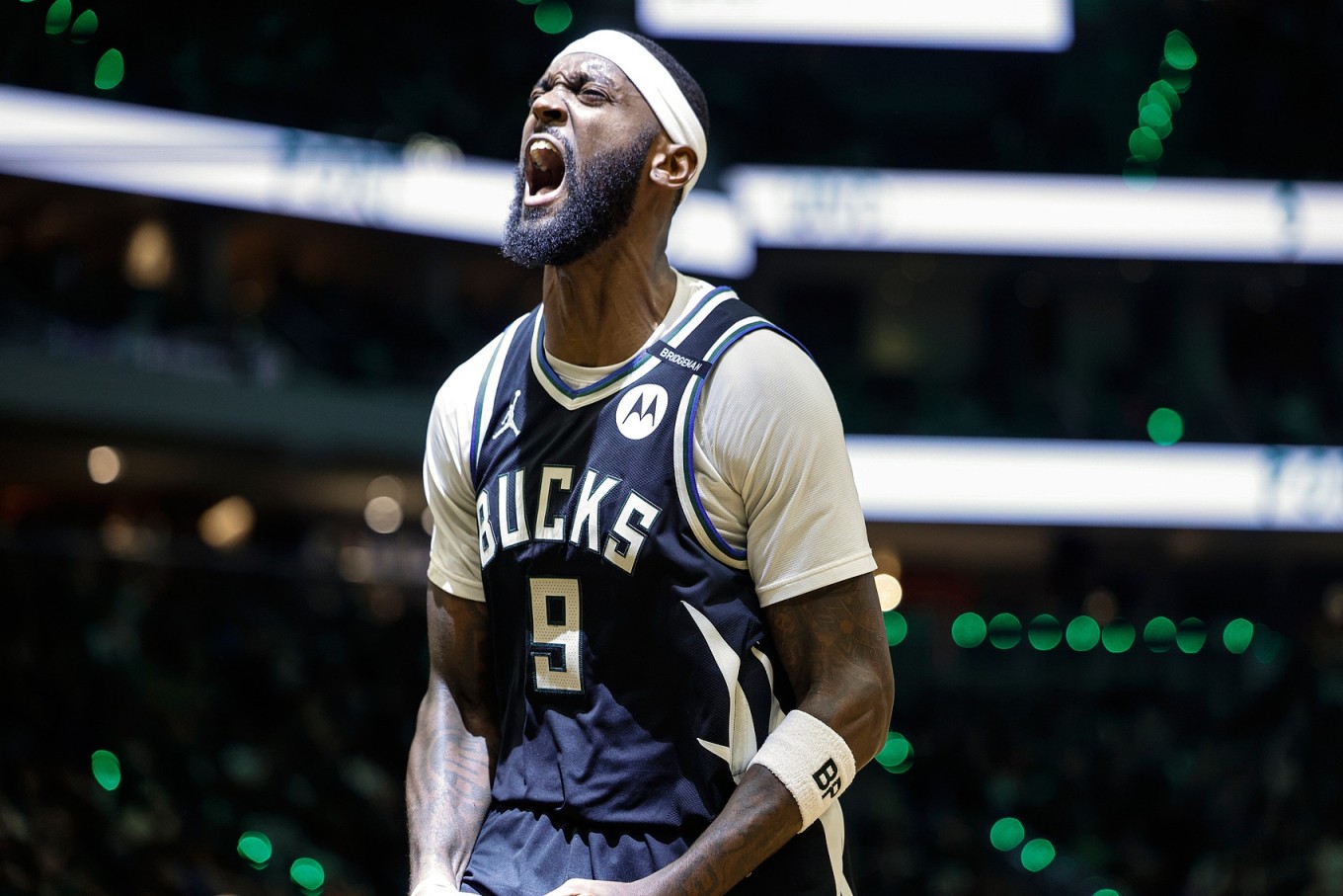 波蒂斯：字母身子里流淌着绿色的血液 我们上季没能夺冠只因伤病