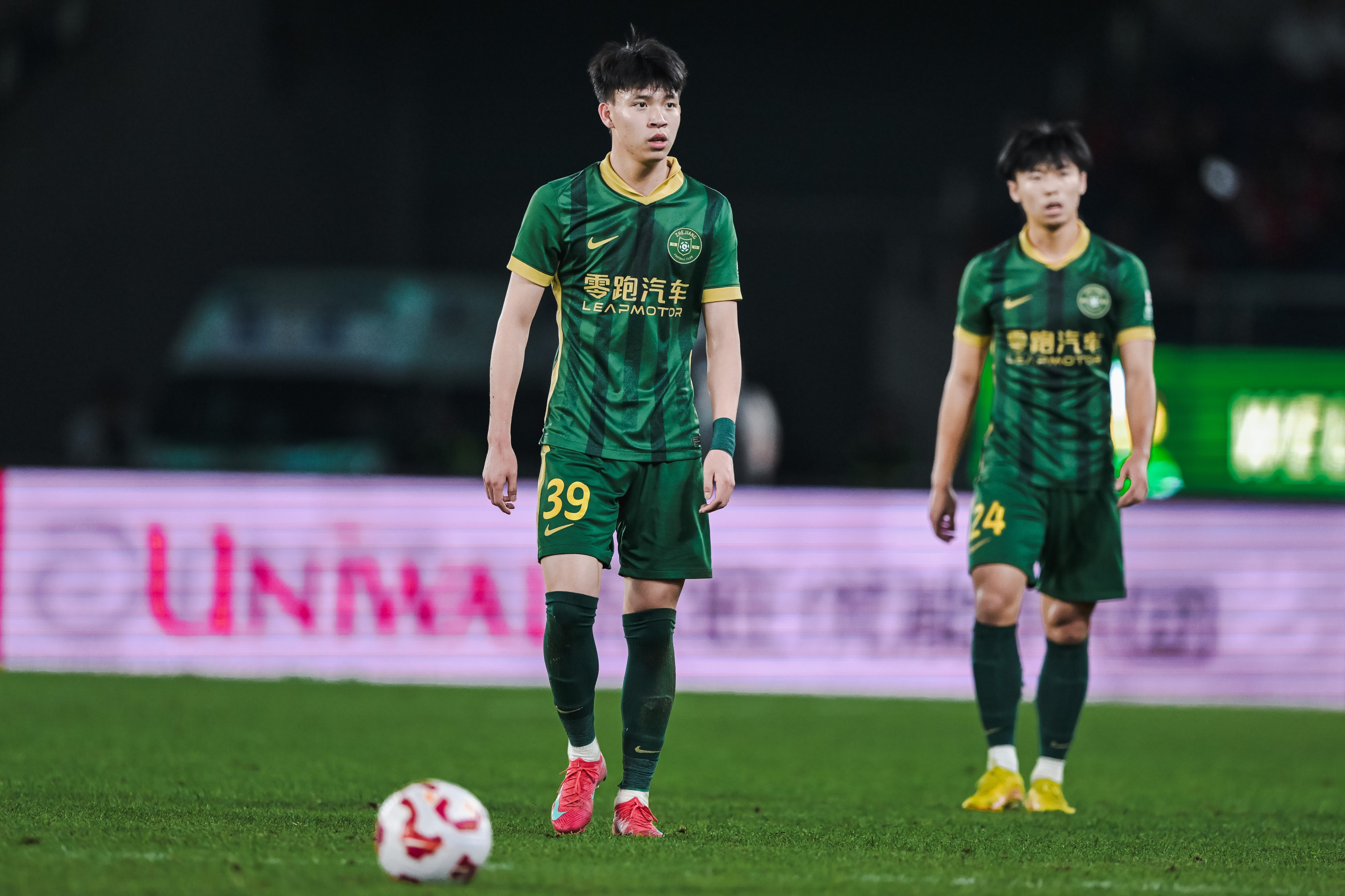 媒体人评中超赛程调整：联赛不保证质量，国字号靠集训能起来吗？