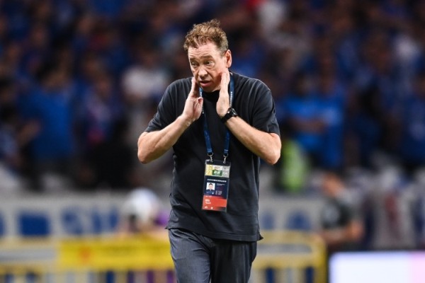 东体：申花要专注于自己，不能带着不甘的情绪陷入场外纷争