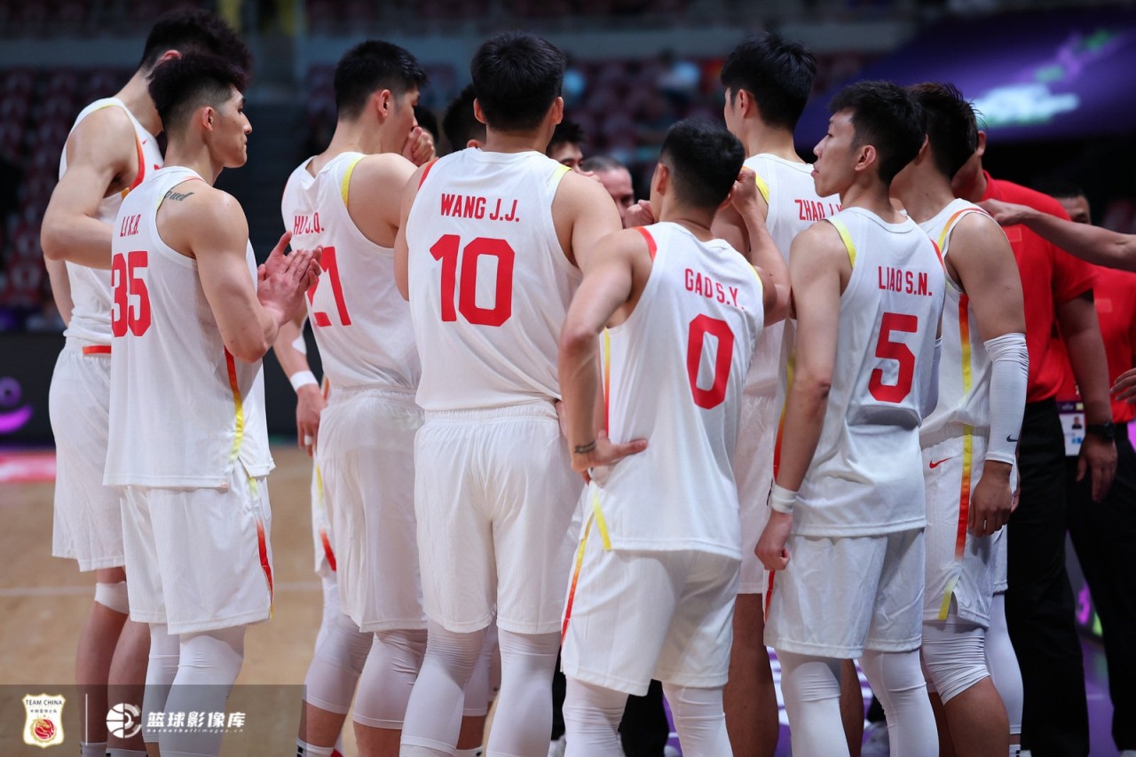 本届亚洲杯熟悉的韩国男篮似乎又回来了 中国男篮需谨防三分雨